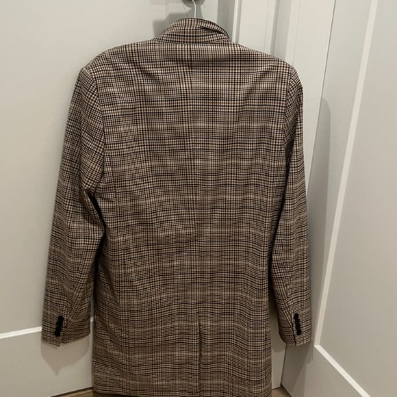 Patterned Trenchcoat - Picture 3 of 6